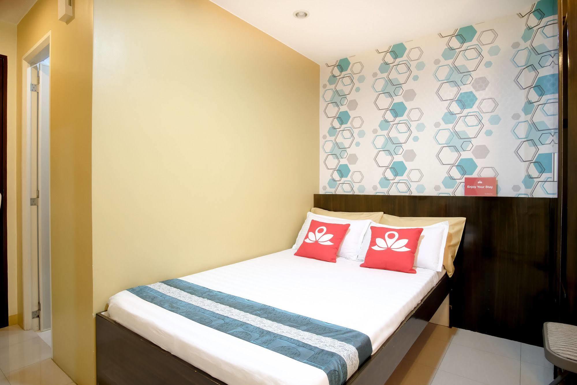 Zen Rooms Libertad Railway Station Pasay Exterior foto